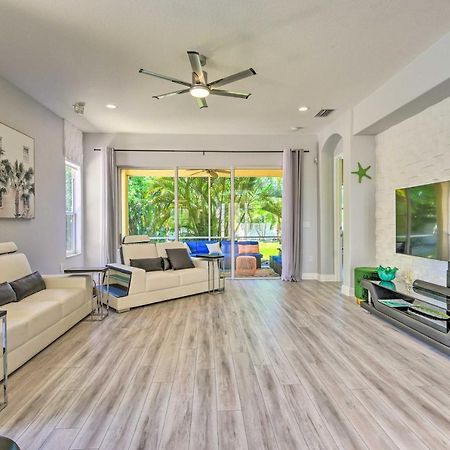Sun-Soaked Sarasota Oasis With Pool And Hot Tub! Villa Exterior photo